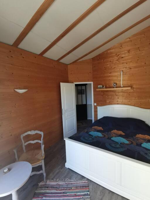 Entre Ventoux Et Luberon, Appartement Dans Maison. Malemort-du-Comtat Eksteriør billede